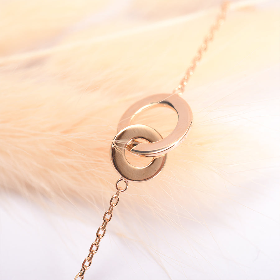 Bracelet anneaux entrelacés