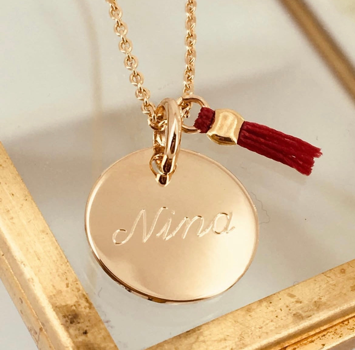 Collier Personnalisé Enfant - Médaille et Pompon - Plaqué Or 18K