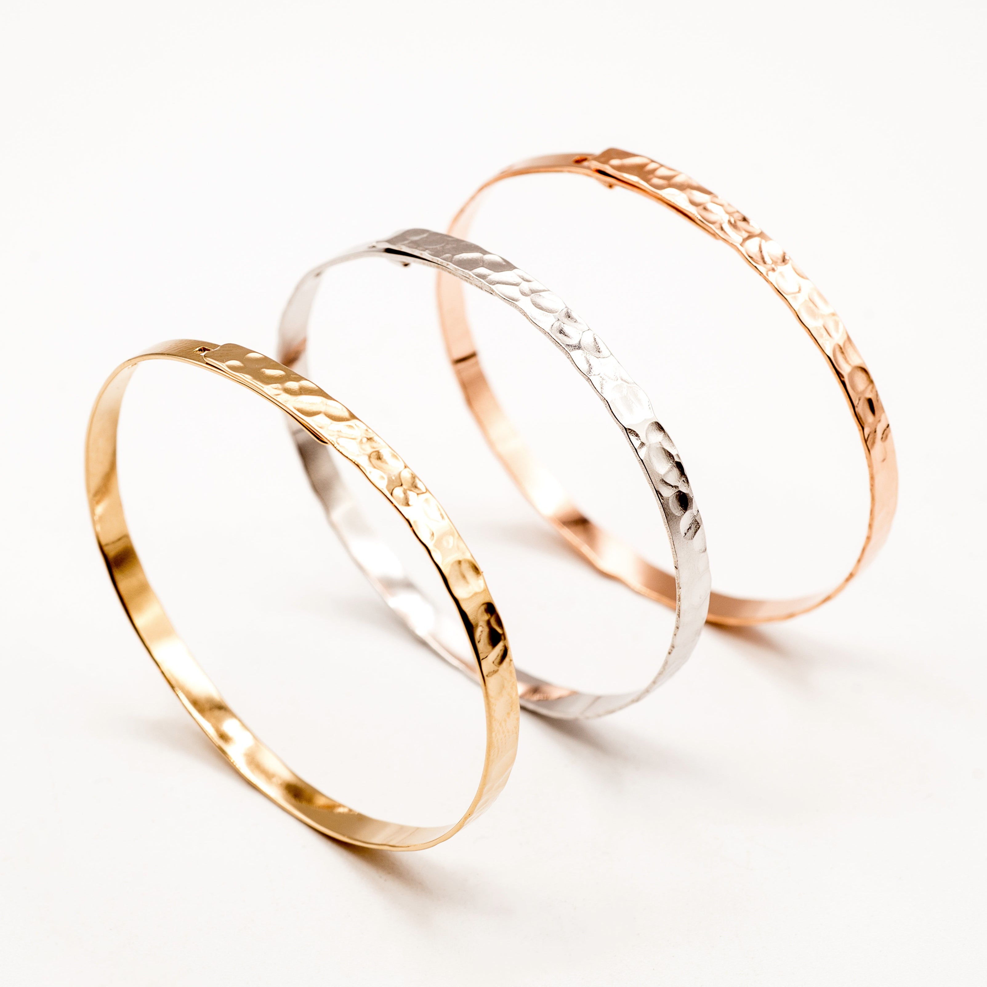 Bracelet Personnalisé Femme - Jonc Semi-Rigide Martelé - Argent 925