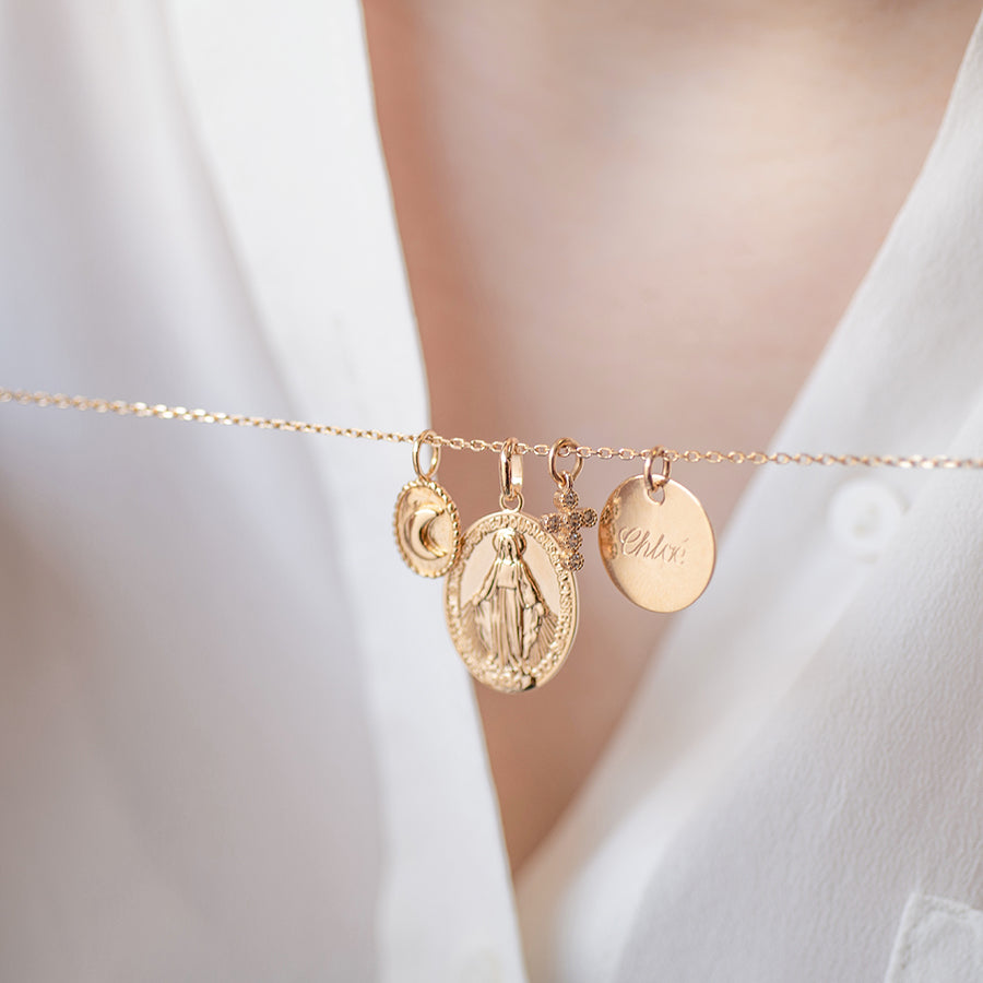 Collier Personnalisé Femme - Médaille Miraculeuse – Plaqué Or 18K – Bijou Symbolique Gravé